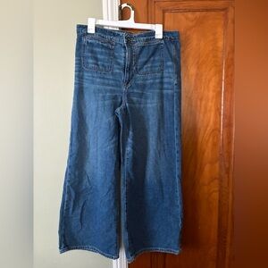 American Eagle Outfitters Classic Blue Jeans